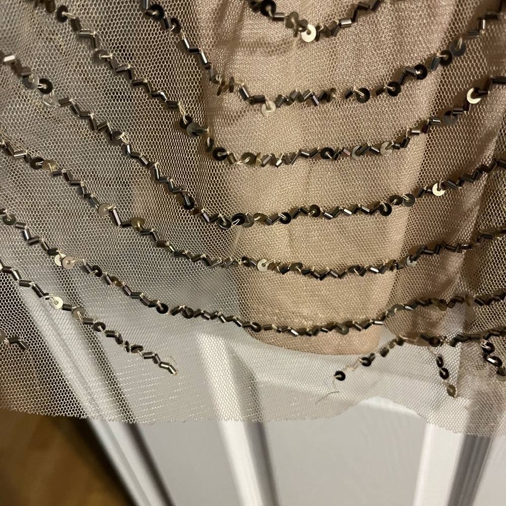 ADRIANNA PAPELL ART DECO BEADED BLOUSON GOWN IN TAUPE PINK SIZE 16 - Picture 15 of 17